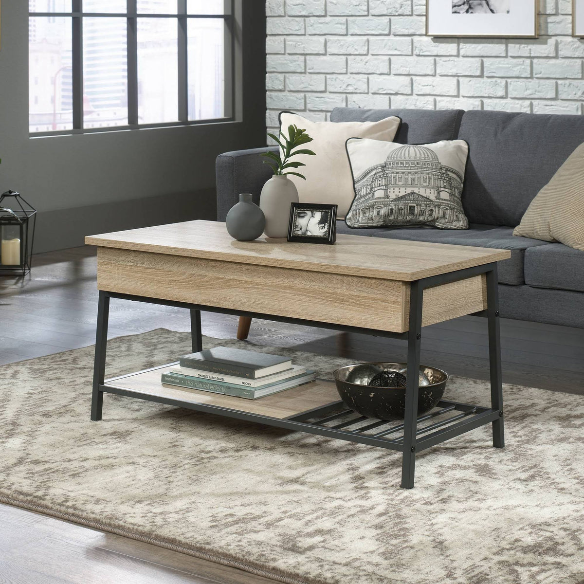 Lift Top Coffee Table in Charter Oak S760