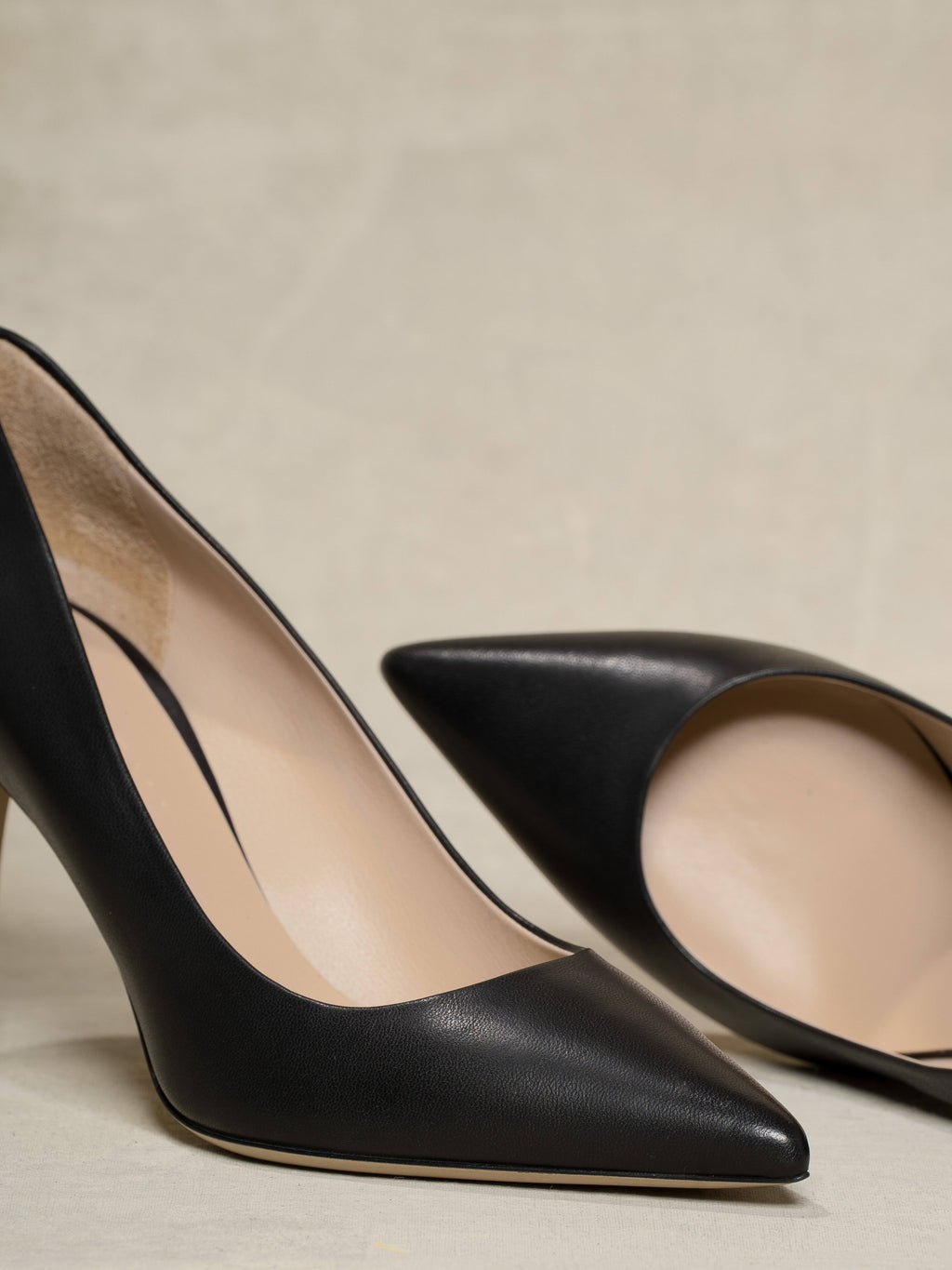 Black Pumps Q33072