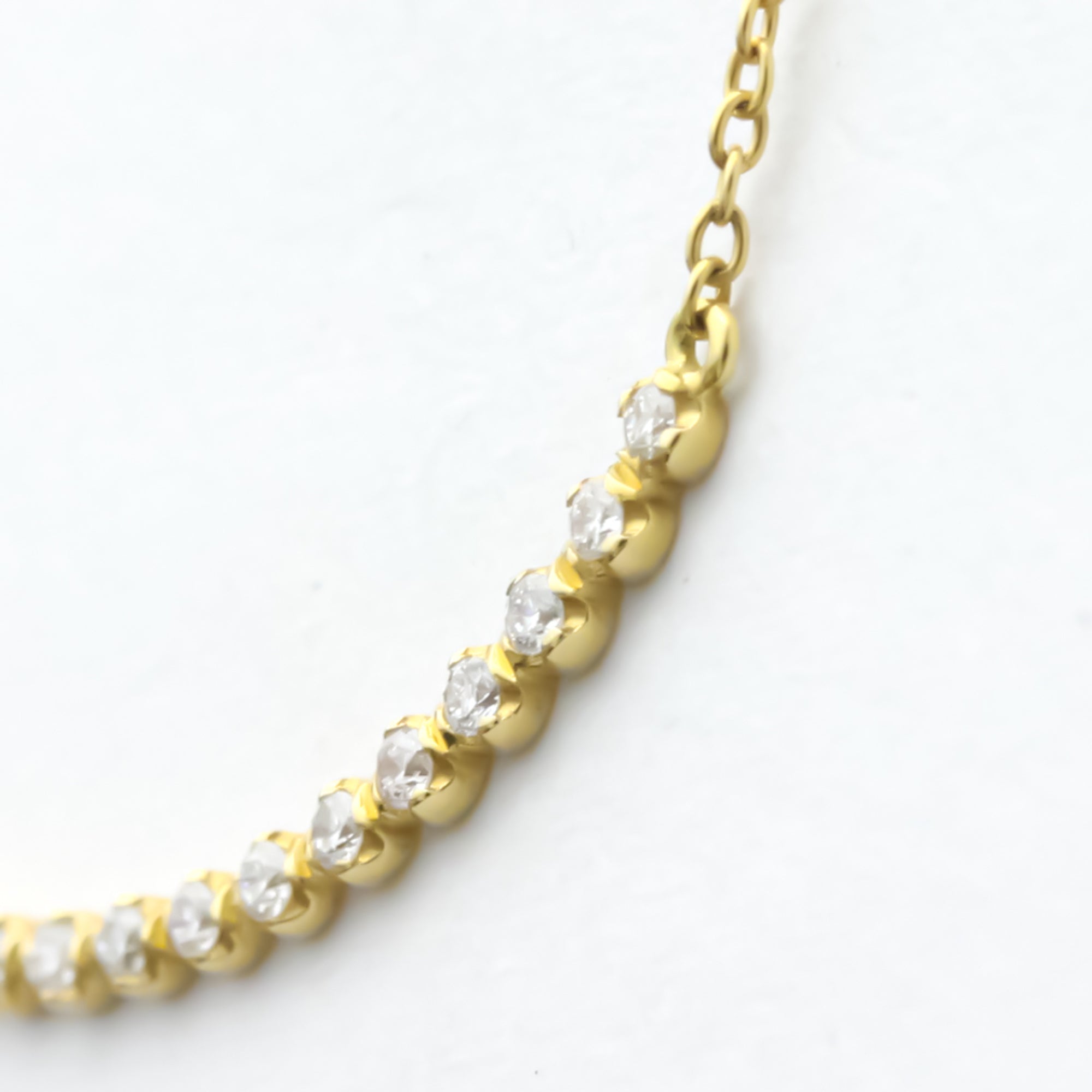 Yellow Gold Diamond Pendant Necklace T488451