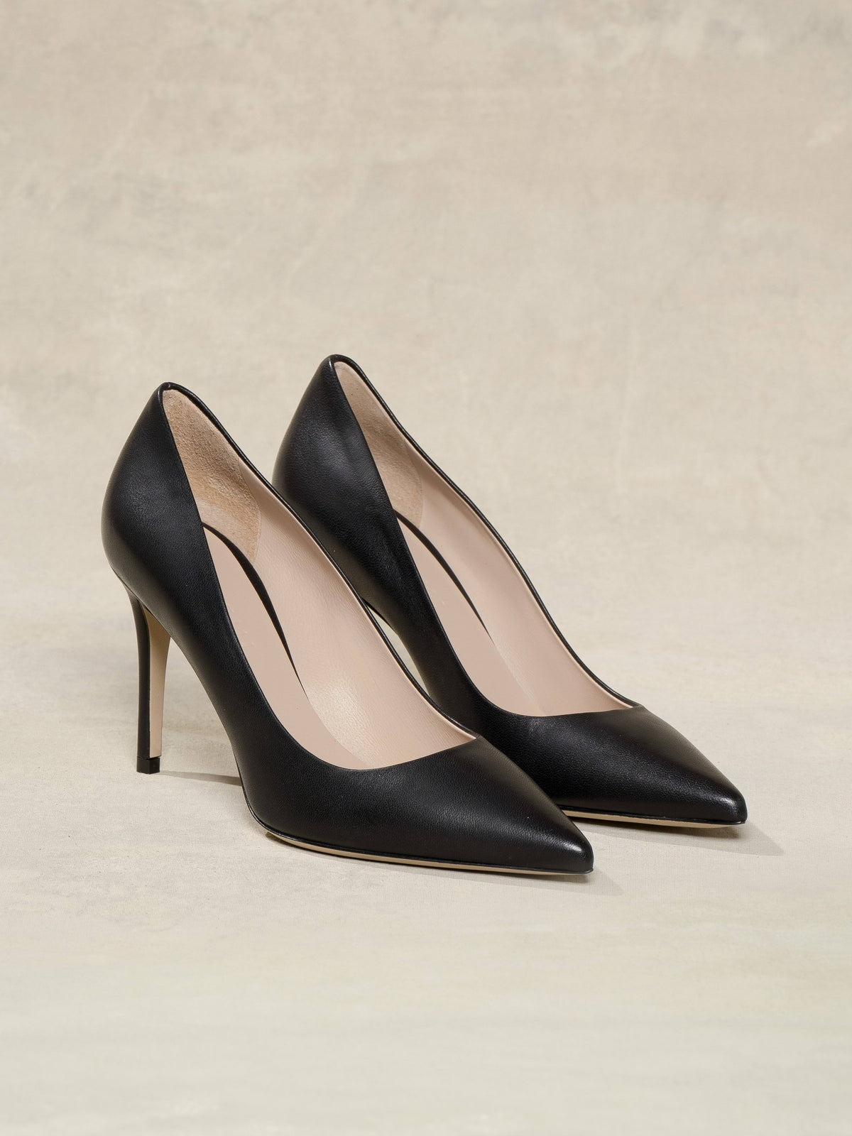 Black Pumps Q33072
