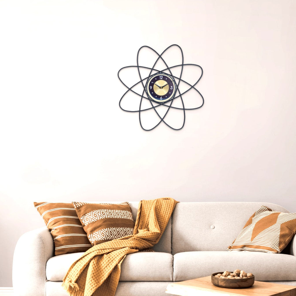 24 Metal Star Silent Clock - Black & Yellow L914