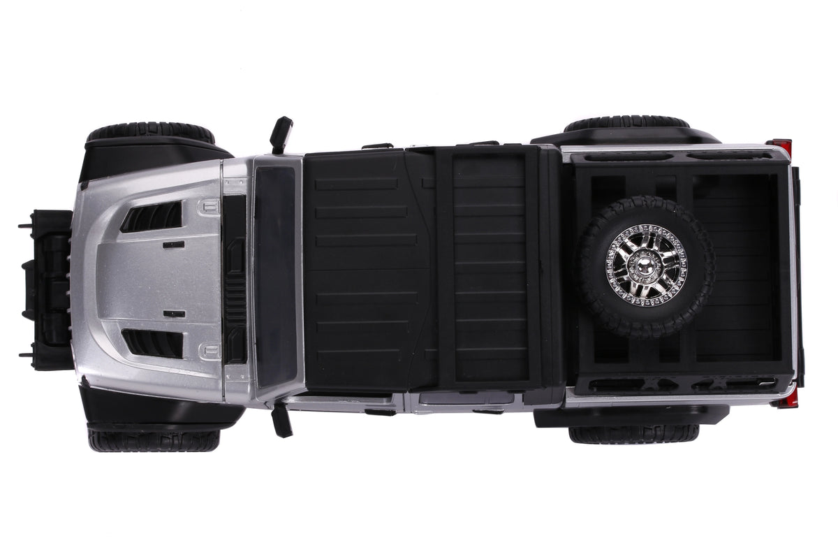 1:24 Die-cast Car K6303