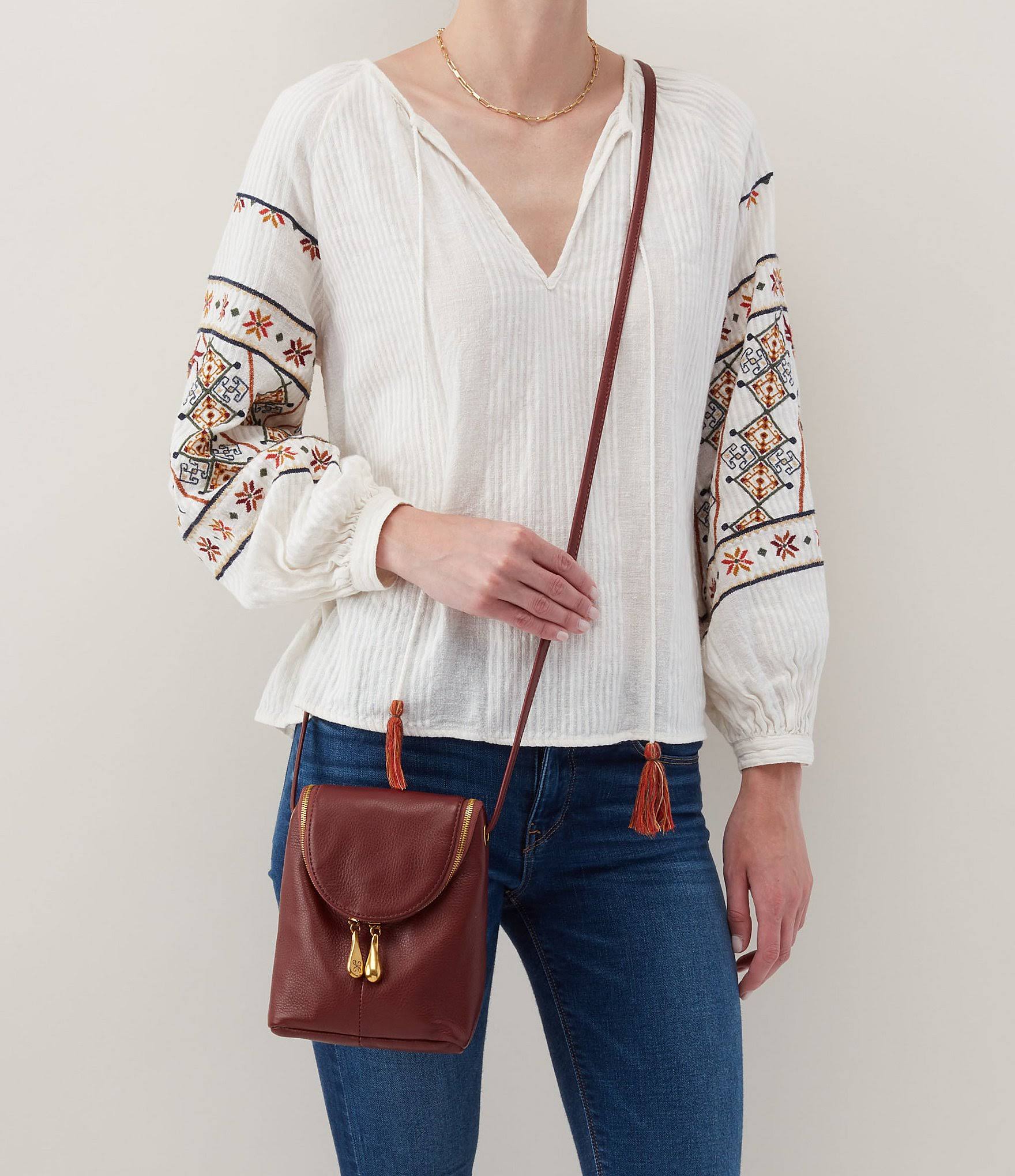 Scarlet Crossbody D5301
