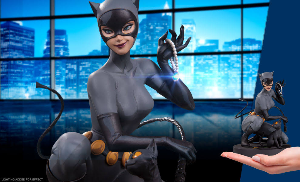 Catwoman Statue Z2966