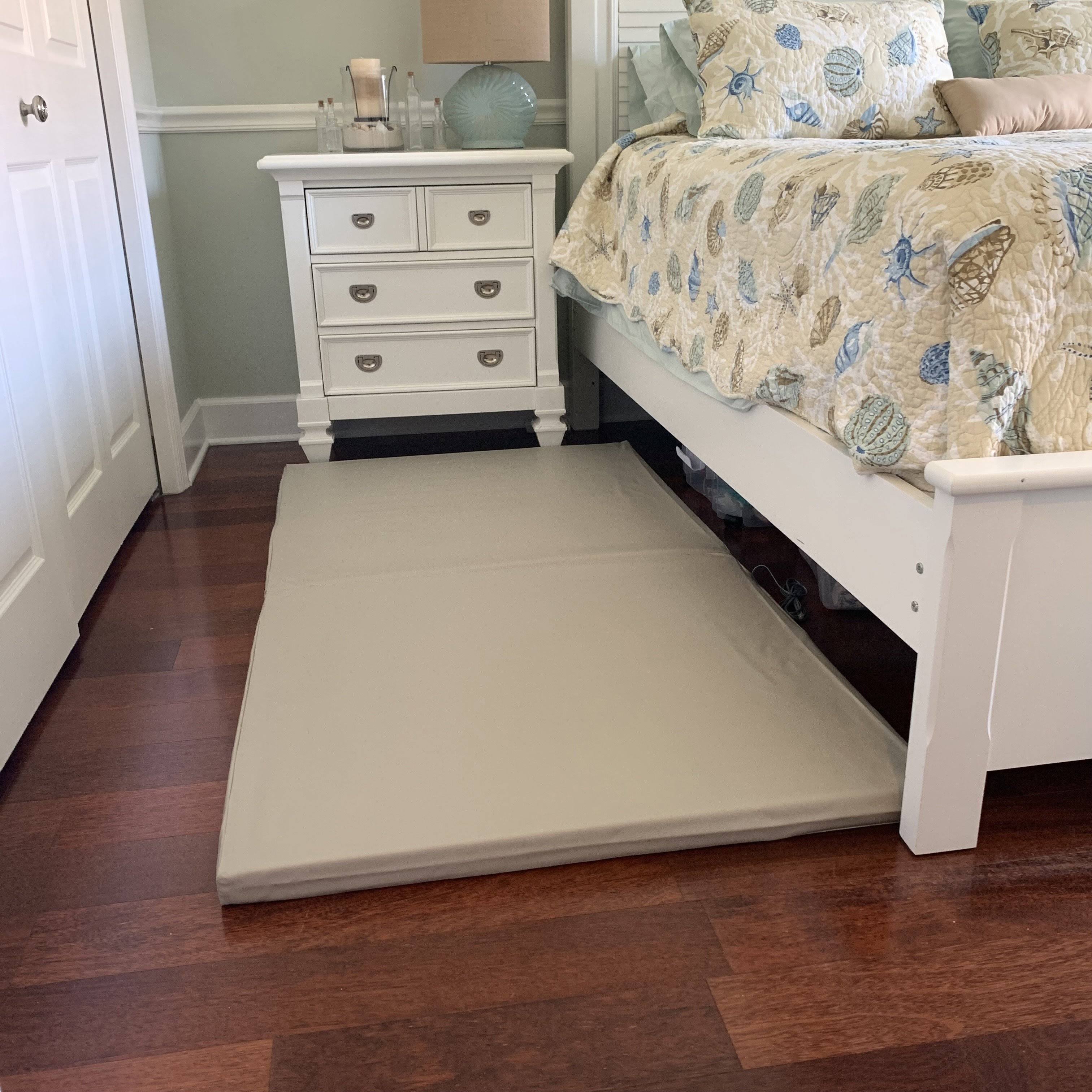 Folding Bedside Fall Safety Floor Mat with Fall Alarm and Pressure Sensor S690919