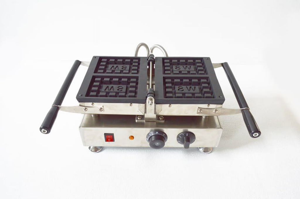 Nonstick Electric Square Waffle Maker I3812