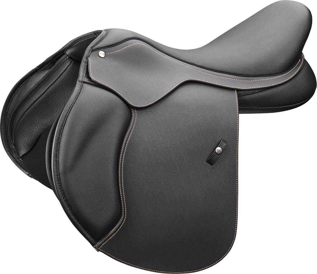 Black 16.5 Jump Saddle B409291