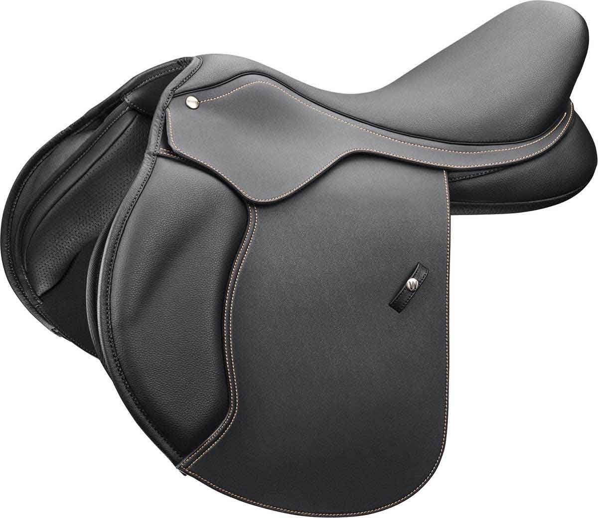 Black 16.5 Jump Saddle B409291