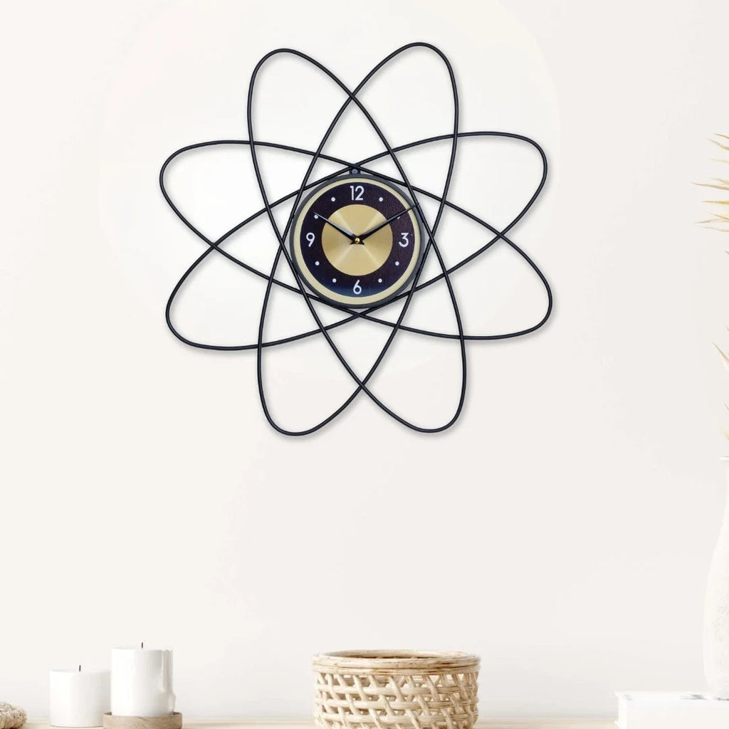 24 Metal Star Silent Clock - Black & Yellow L914