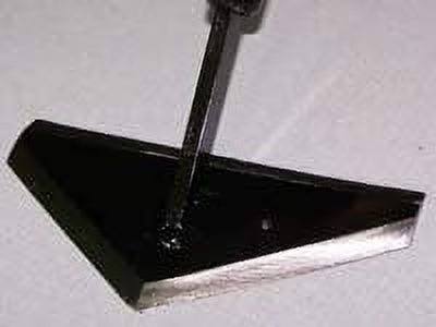 Tempered Steel 60-inch Wooden Handle Hoe N33200