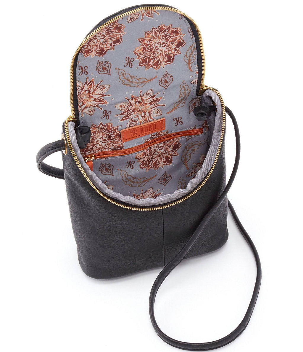 Scarlet Crossbody D5301