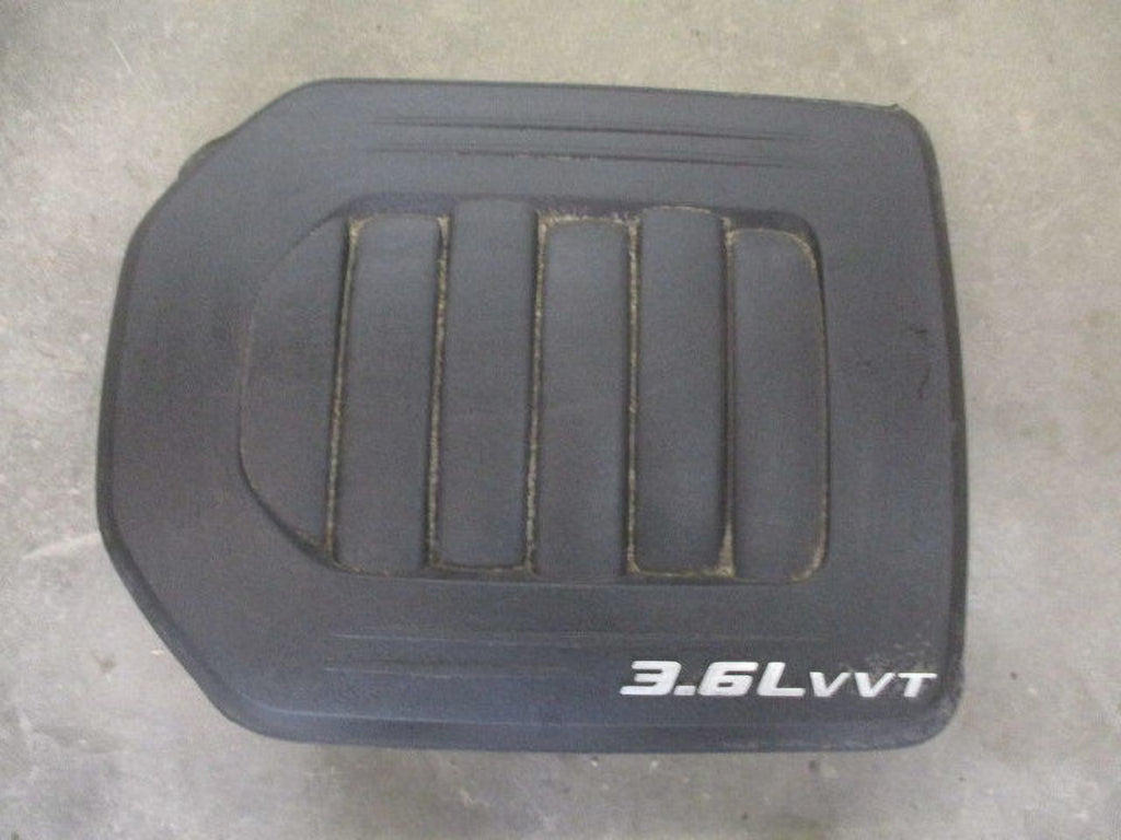 Pre-Owned Dodge Caravan Engine Cover 119K OEM V4670