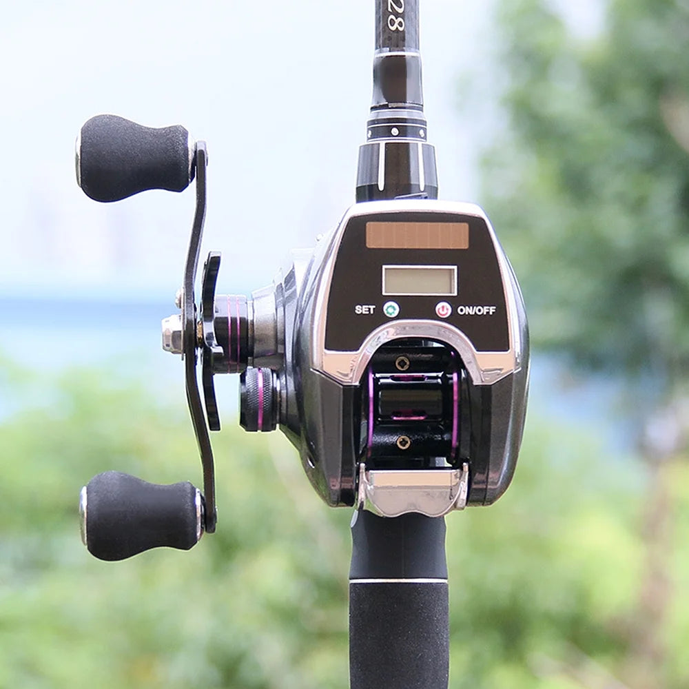 6+1BB 8.0:1 Ratio Digital Display Baitcasting Reel with Line Counter Solar Charging System G7194
