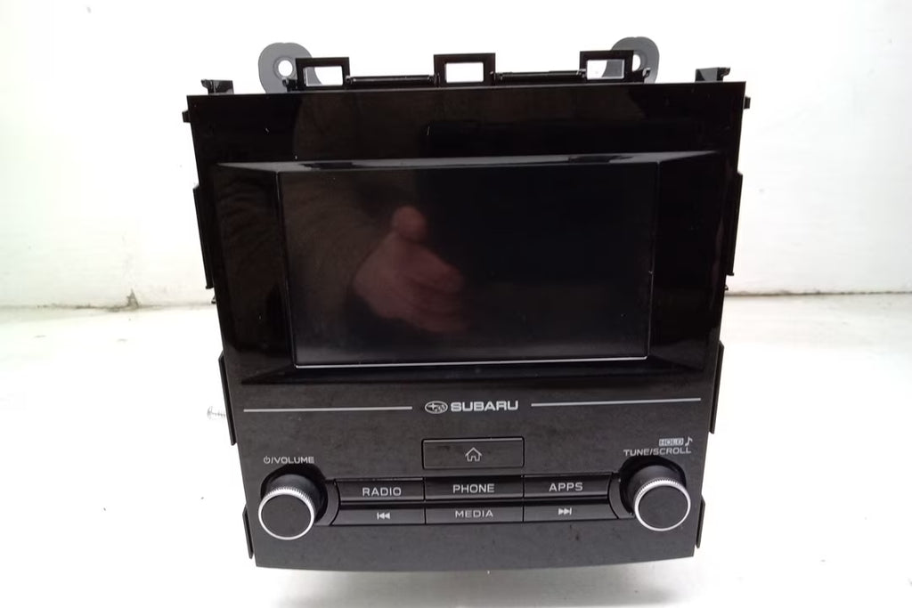 18 2018 Subaru XV Crosstrek Radio Receiver w/ Navigation OEM V48546