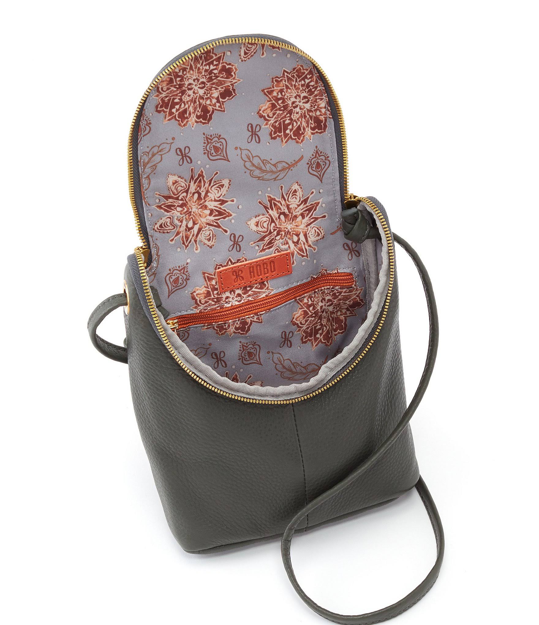 Scarlet Crossbody D5301