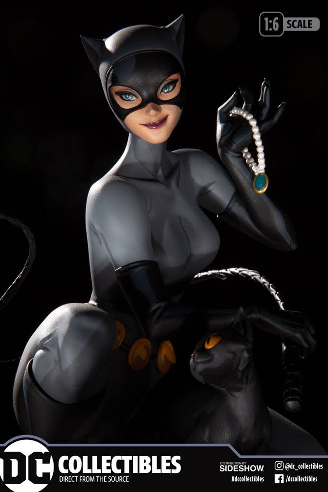 Catwoman Statue Z2966